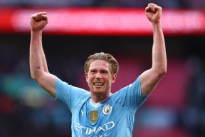 PG电子中国-德布劳内重返赛场，领先优势明显首场状态出色，澳大利亚队观众沸腾！赢得满堂喝彩的简单介绍-PG电子中国