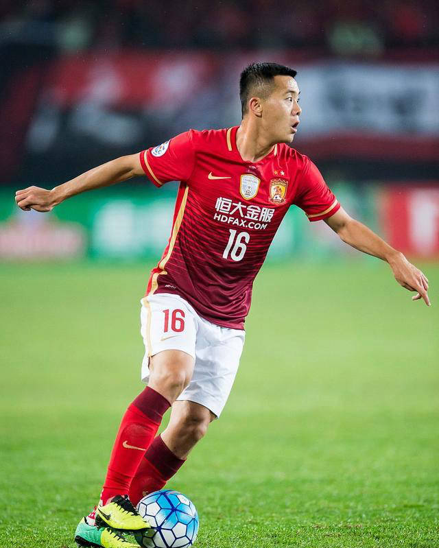 关于集结日广州队调整名单以备意甲；主帅复盘环节打磨；质疑声仍在；球探报告显示潜力的信息