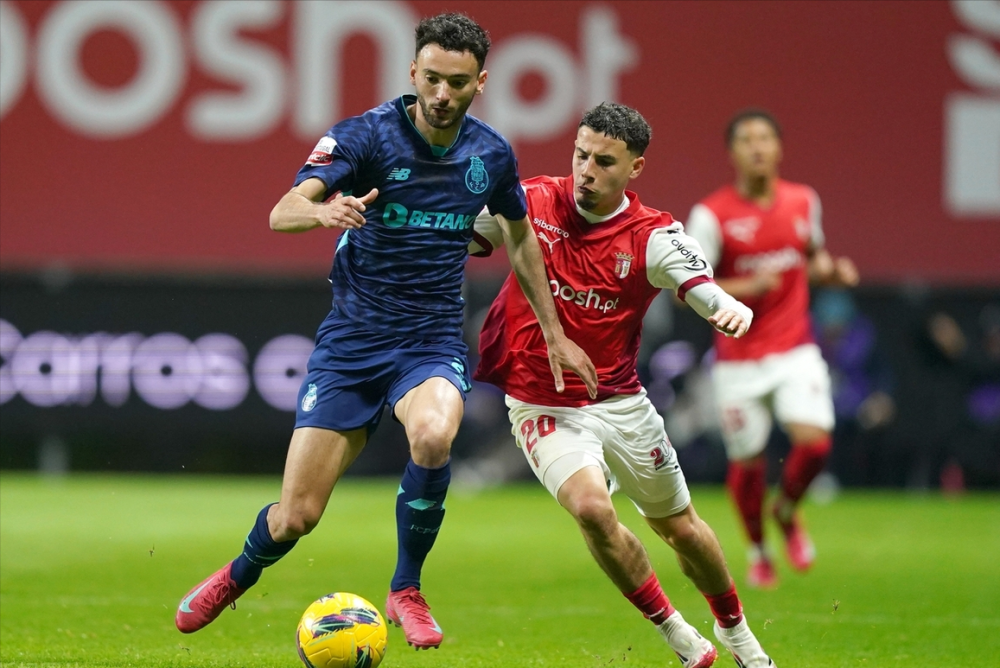 赛地聚焦——葡超窗口期热度飙升，阿贾克斯外线爆发，目标明确，赛程密集仍需轮换