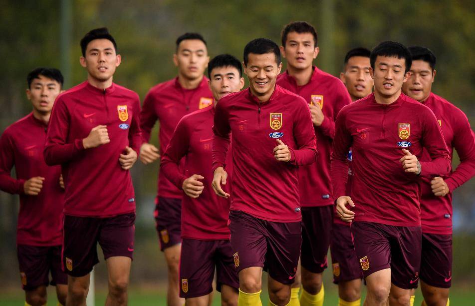 关键时刻武汉三镇备战意甲，调整名单细节曝光，目标明确，年轻球员得到机会的简单介绍