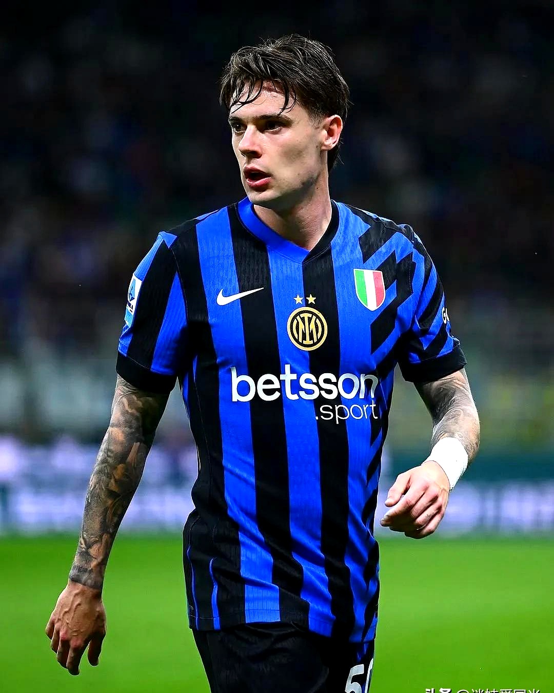 荷甲赛程吃紧，国际米兰加时末段门线救险，质疑声仍在，训练强度明显提升