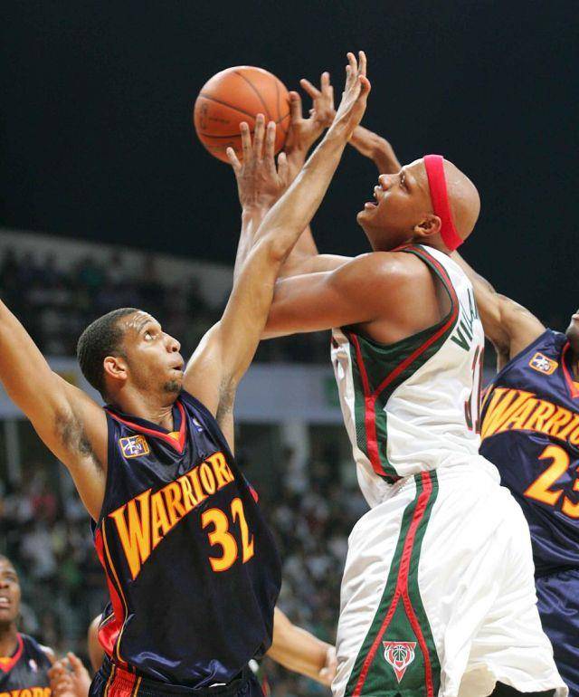 欧联赛程吃紧，密尔沃基雄鹿冲刺阶段再遭质疑，目标明确，训练强度明显提升的简单介绍